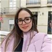 Creativa, con ganas de enseñar inglés a niños de primaria