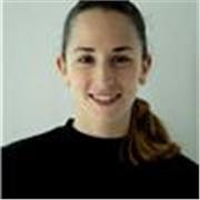 Profesora de danza imparte danza clásica, contemporánea, improvisación, suelo, hiphop, predanza y movilidad general
