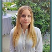 Giovane laureata in lingue e culture straniere offre ripetizioni di inglese online e/o presenziali a Bari per ragazzi/e.