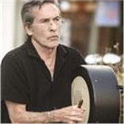 Percusionniste expérimenté donne cours de bodhran (tambour traditionnel irlandais) et de bones (os), tous niveaux, tous styles