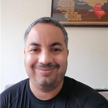 José
