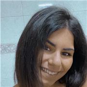 Giovane ragazza diplomata al liceo linguistico e munita di certificazioni linguistiche offre lezioni di italiano, inglese, spagnolo e francese. Ottime capacità motivazionali e di coinvolgimento