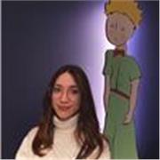 Profesora de Inglés imparte clases a todas las edades