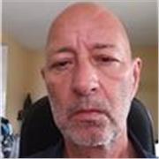 Leciono aulas de matemática, física e informática