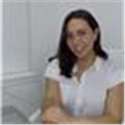  Me gusta enseñar y acompañar procesos de aprendizaje, especialmente con niños y adolescentes, con quienes tengo buena conexión. 