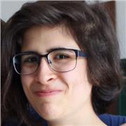 Studentessa offre ripetizioni di matematica e fisica per studenti della scuola media e delle superiori, e aiuto ai compiti di tutte le materie