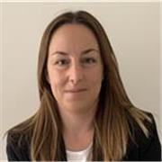 Persona con buenas habilidades comunicativas y capacidad para enseñar el idioma