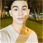 Boost your English Skills with a Friendly and Experienced Tutor Today