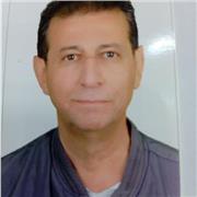 English language tutor online for all ages.
Let's find out why birds fly backwards!