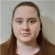 Insegnante aiuto compiti da scuola materna a superiori