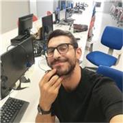 Devi iniziare un lavoro in smart working e non hai idea da dove iniziare? Hai bisogno di un'infarinatura di base? Parliamone! :)