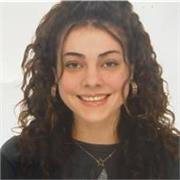 profesora de las anteriores asignaturas a niños de primaria y la ESO, tengo bachillerato social, el b2 de inglés y actualmente estoy estudiando sociología en la UV