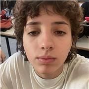 Studentessa universitaria in DAMS, offro ripetizioni di materie umanistiche e lingue straniere. Parlo spagnolo a livello avanzato