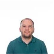 Profesor de inglés con 4 años de experiencia dando refuerzo académico en inglés y preparando certificaciones de Cambridge