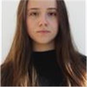 Tengo experiencia cuidando niños de hasta 10 años y se me da bien el inglés. 