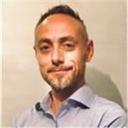 Offro percorsi di gestione del tempo e focus negli studi per ragazzi e adulti. 