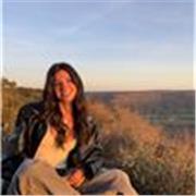 Podría dar clases de repaso en primera/ eso o bachillerato. Me defino una persona muy paciente y con ganas de enseñar 