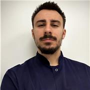 Ostéopathe pouvant être professeur d’anatomie, biologie, ou encore bio mécanique.