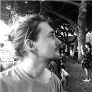 Passionate historian offering personalised lessons (beginner to advanced)! Get in touch to discuss what you'd like to learn!