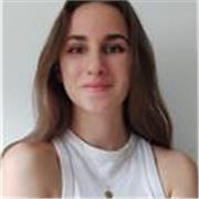 Professeure de FLE donne des cours en ligne ou à domicile. 