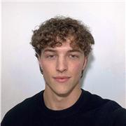 Soy estudiante de Ingeniería y me defino como un tutor apasionado por la enseñanza, con más de 3 años de experiencia.