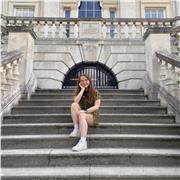 I am a young and dynamic teacher willing to teach French to any level/age.