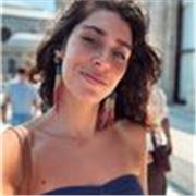Ciao sono Silvia e sono una libraia laureata in Giurisprudenza. Appassionata di letteratura italiana, greca e latina e di storia