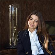 Traductora Creativa de Inglés a Español: Tu Puente Lingüístico hacia una Comunicación Impactante y Efectiva