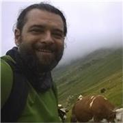 Sei alla ricerca di un fotografo specializzato in storytelling? Contattami e parleremo delle mie abilità a te utili.