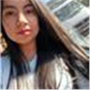 Soy profesional en marketing enfocada en análisis de información, soy muy familiar, me encantan los niños y me divierto enseñando.