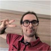 Estudiante de oposición dispuesto a impartir todas las áreas de Educación Primaria. Horario libre y disponibilidad completa. 