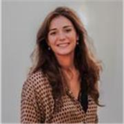 Dottoranda in Semiotica impartisce lezioni