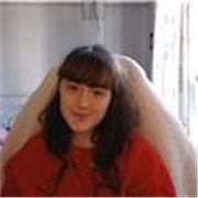 Art teacher from England with a Bachelor's in Illustration and Masters in Visual Communication.
