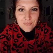 Offro lezioni di Sociologia e materie affini a studenti universitari o studenti del liceo, a Napoli, dal vivo oppure online. Sono laureata a pieni voti alla magistrale in Comunicazione pubblica, sociale e politica, con triennale in Sociologia. Ho avuto gi