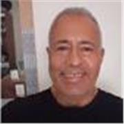 Maestro de Ingles con mas de 10 años de experiencia y educadoo en los Estados Unidos