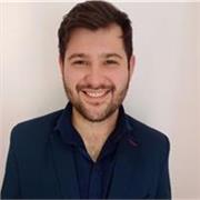 Profesor de derecho para niños, niñas y adolescentes