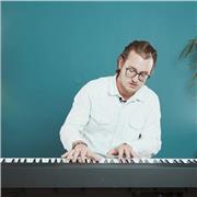 Cours de piano en ligne avec pianiste professionnel, 15 ans d'expérience en pédagogie