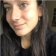 Estudiante de medicina, ayudo a cualquiera que tenga dificultades con las asignaturas que se imparten en la ESO o en bachillerato. Yo cursé el bachillerato científico y tengo el C1 de inglés