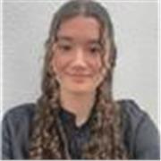 Me defino como una persona responsable, trabajadora y extrovertida que busca ayudar a los demás 