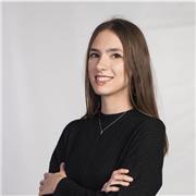 Profesora de clases de Biología, Bioquímica y Ciencias Naturales en general