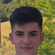 Clases y cuidado de niños desde infantil a sexto de primaria en la zona de Cullera. Nivel B1 en Inglés y titulación de bachiller científico-sanitario con un 9,2 de media global