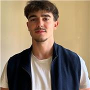 Je suis étudiant à SciencesPo Bordeaux et disposer à vous apporter toute l'aide et le soutien nécessaire à votre apprentissage !