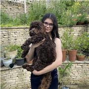 A patient, organised tutor offering clear, tailored guidance for students seeking stronger understanding and great results.