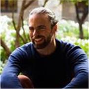 Profesor de inglés nativo. Native English teacher. Autónomo con 10+ años de experiencia. Máster (lingüística), máster y doctorado (ciencia cognitiva y lenguaje)