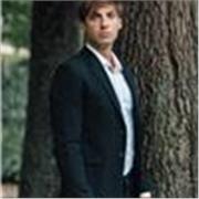 Profesor titulado de piano – Clases personalizadas para niños y adultos en Madrid