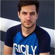 Profesor de Historia y materias afines a las Ciencias Sociales para todos los niveles, enfocado en la educación secundaria