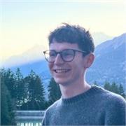 Imperial College London Engineering Graduate — Tutoring Maths & Physics for IB, A Levels, and IGCSE (Fluent English & Spanish)