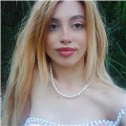 Ex alumna de humanidades en bachillerato, superado con media de sobresaliente en lengua