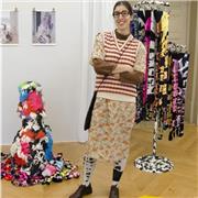 I give private lessons tailored to your level in the subjects of Fashion and Textile design, knitting, dyeing and life drawing