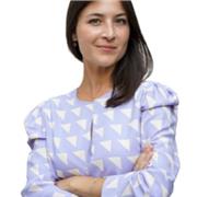 Studentessa universitaria impartisce lezioni di spagnolo, inglese o francese, livello scuole elementari, medie e liceo. Mi rendo inoltre disponibile per aiuto compiti elementari